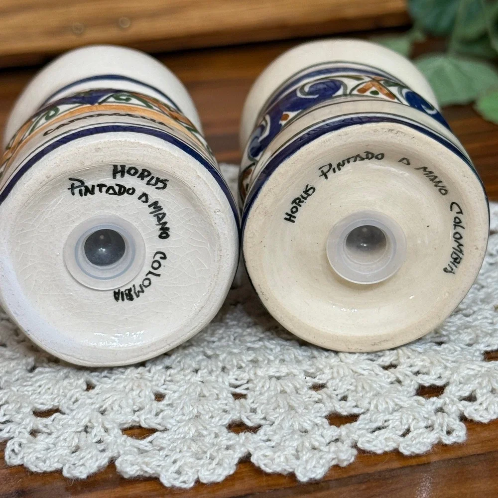 Horus Cartagena Salt and Pepper Shakers Hand Painted Colombia Blue White Good